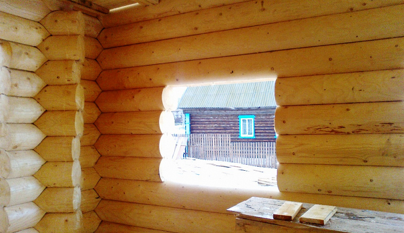 Дом из оцилиндрованного бревна в деревне Костюрино, Мышкинский район